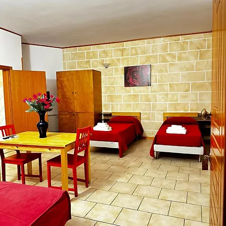 Lejlighedshotel Lupiae *